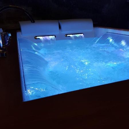 Willa La Grotta Nel Borgo Roccastrada Zewnętrze zdjęcie